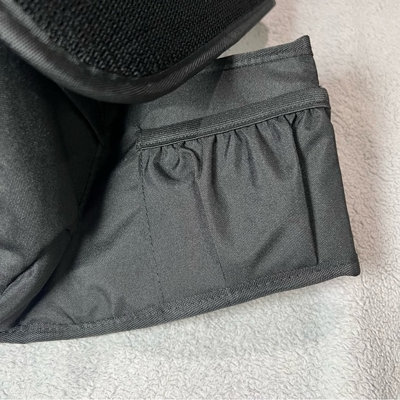 Momcozy baby hip seat carrier - NEW medium - Picture 2 of 7